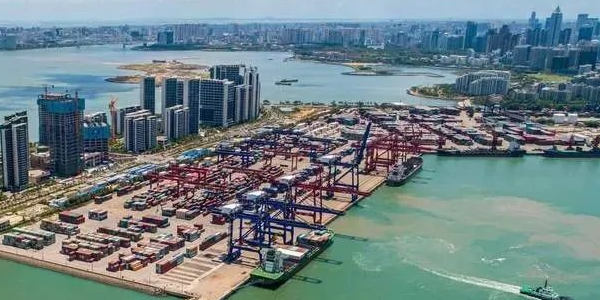 假期时代市场运量处于低位本期（2023年1月21日至1月27日）内贸海运集装箱运价指数环比继续回落