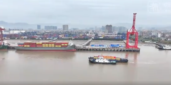 假期时代市场运量处于低位本期（2023年1月21日至1月27日）内贸海运集装箱运价指数环比继续回落